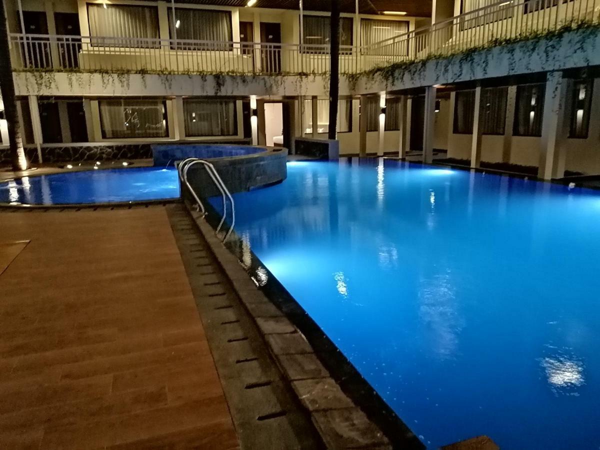Arkeo Hotel Bandung Exterior photo